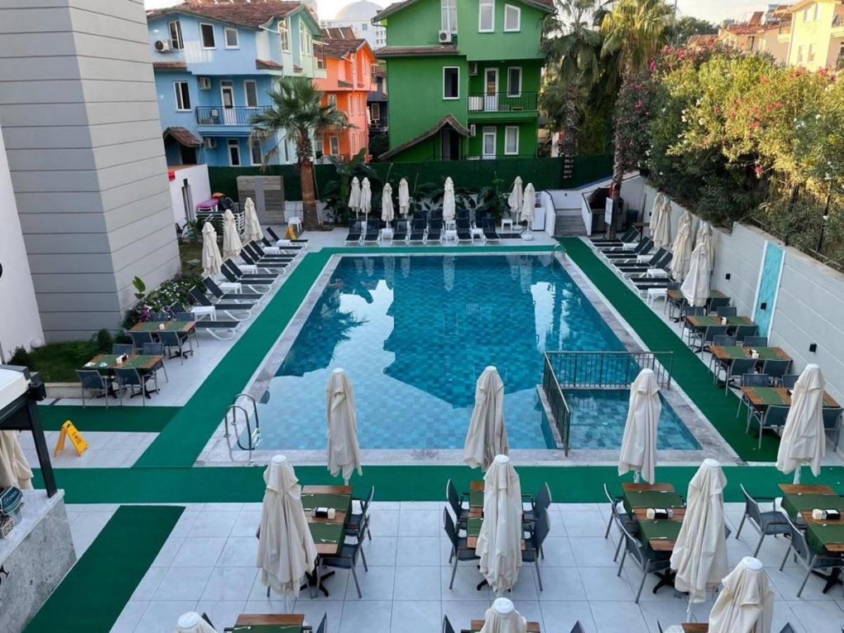 Alessia Hotel & Spa Side Exterior foto